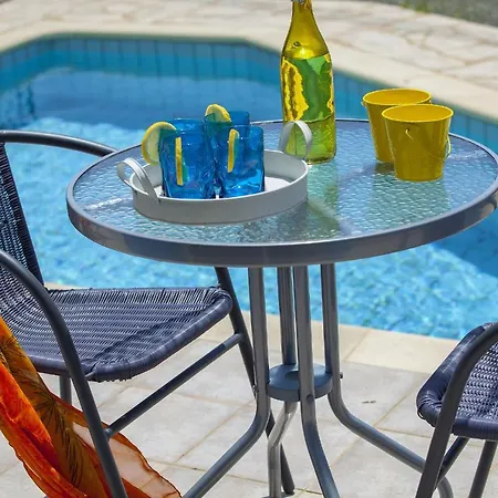 Villa Chios *